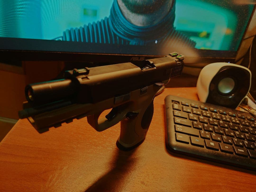 東京マルイ M&P9 Vカスタム ホルスターセット