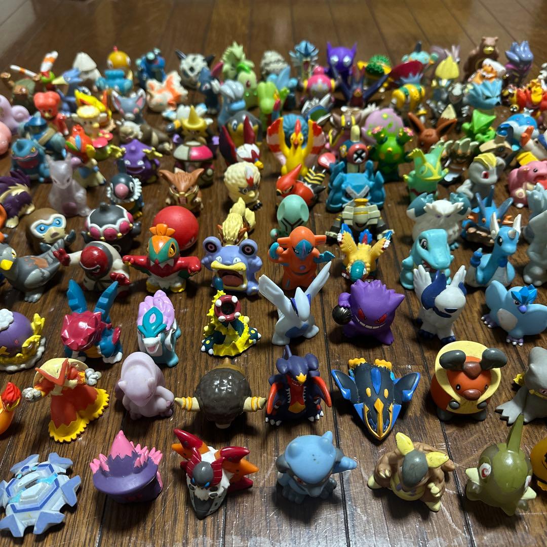 日*4様 ポケモン 指人形　100体以上