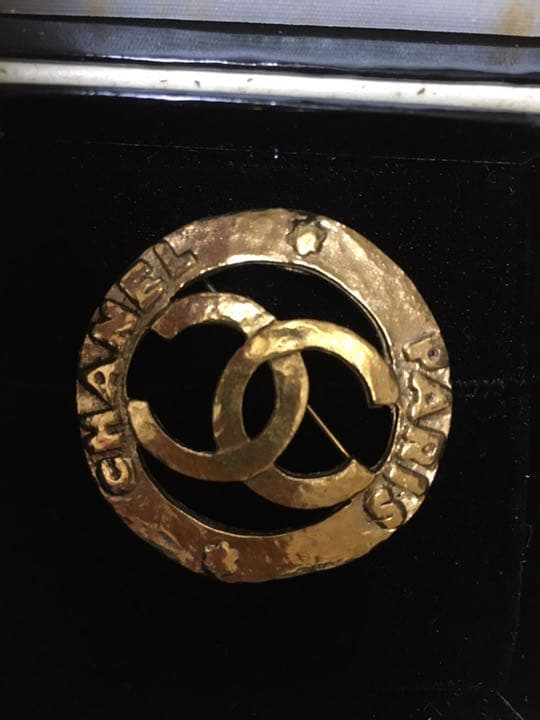 CHANEL シャネル