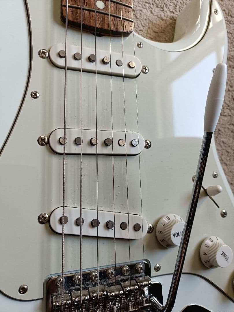 ギター fender Japan Traditional 60s stratcaster