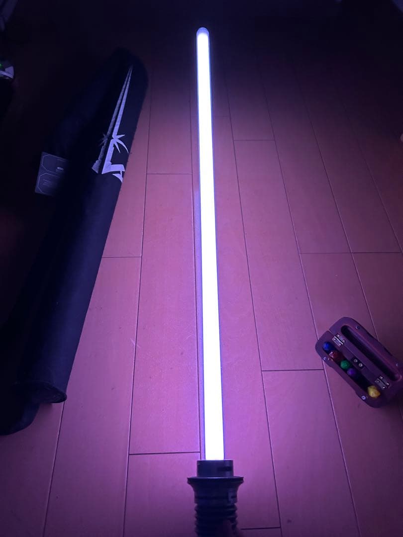 スターウォーズ ライトセーバー&カイバークリスタル