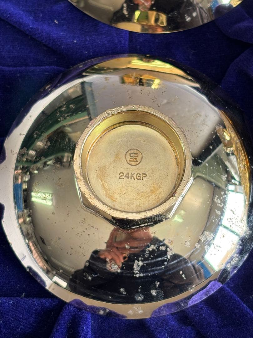 24KGP 金杯セット　日本製　宝来　縁起物　菊柄　急須　金杯　箱付き