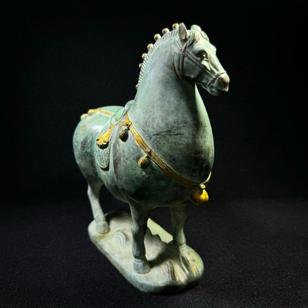 細工銅製 馬造像高彫 開運置物 上質 高さ約26cm