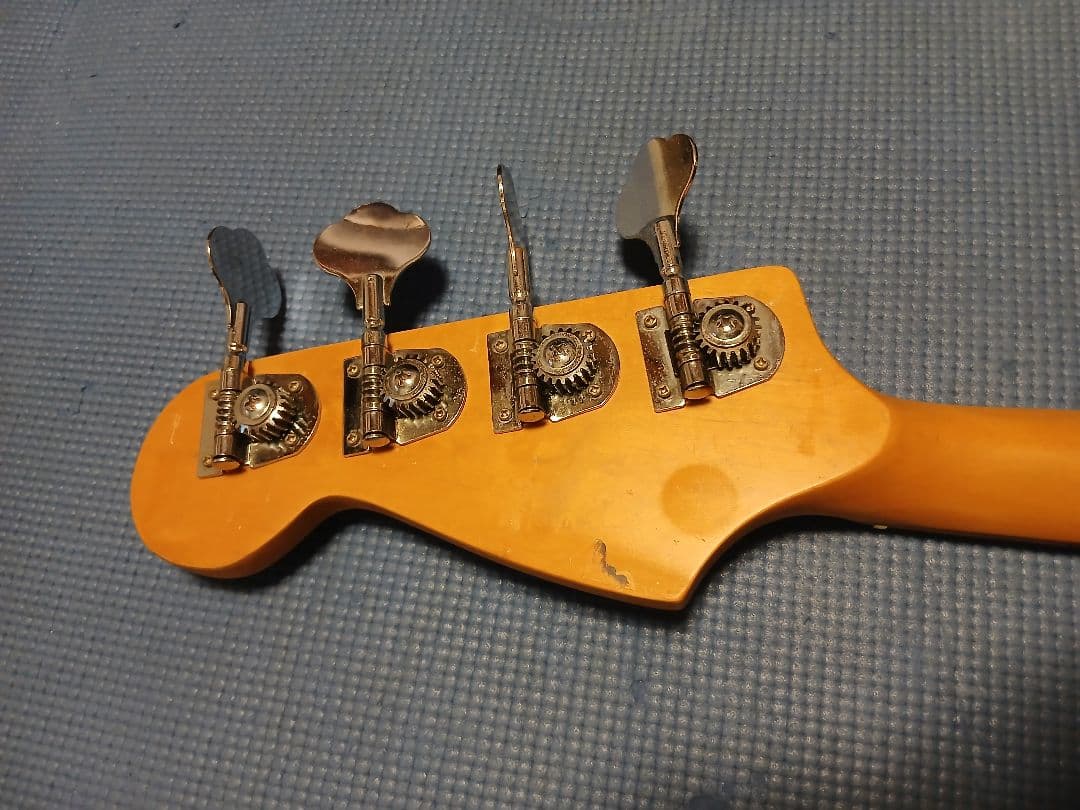 ベースフレットレスCustom Shop S.Nakamoto フラットワウンド