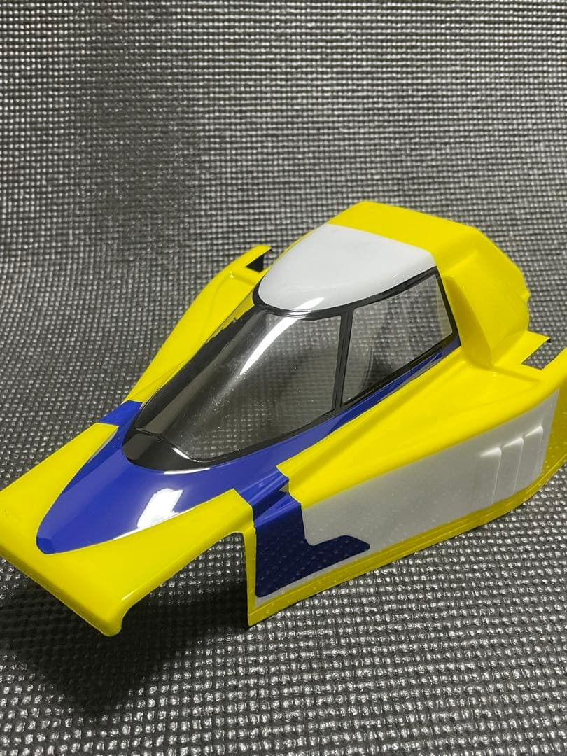 ヨコモ ドックファイター用塗装済ボディ