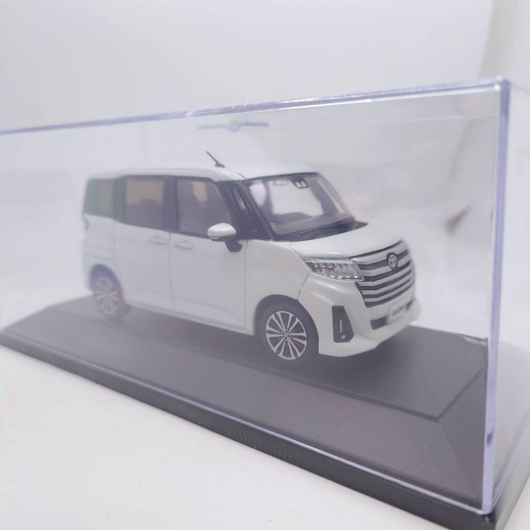 【新品未開封】トヨタ　ルーミー　カラーサンプル　ミニカー
