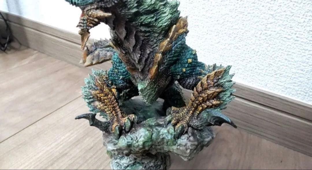 【リペイント品】クリエイターズモデル　リオレウス　ジンオウガ　モンスターハンター