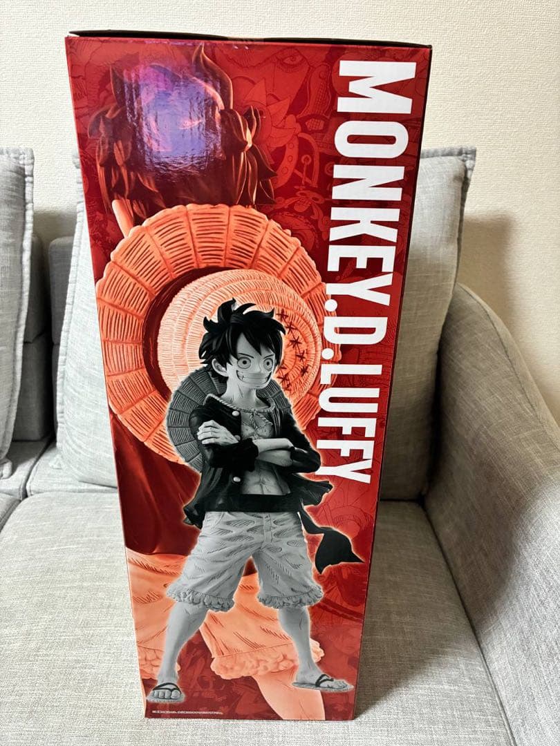 ONEPIECE BASE SHOP MONKEY.D. LUFFY フィギュア
