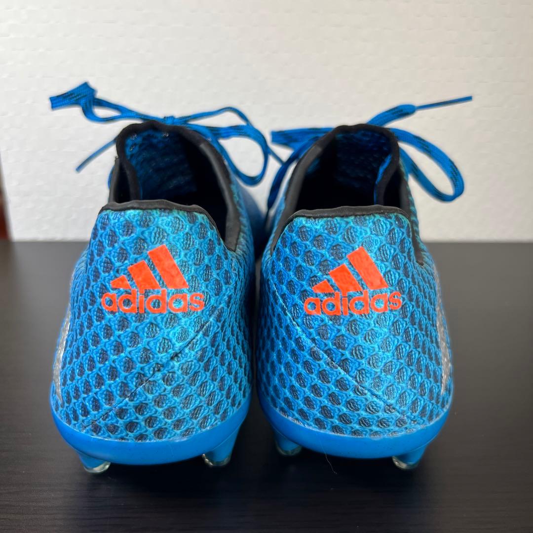 サッカースパイク　Messi 16.1