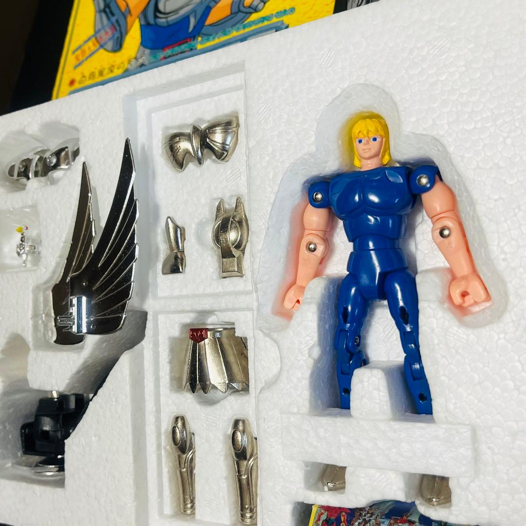 聖闘士星矢　キグナスクロス　聖衣大系 初期販売　窓付箱