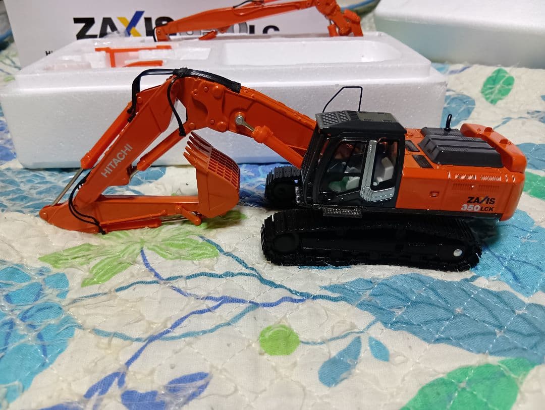 日立建機　ZAXIS 350LCK 解体機　国内正規品　1/50