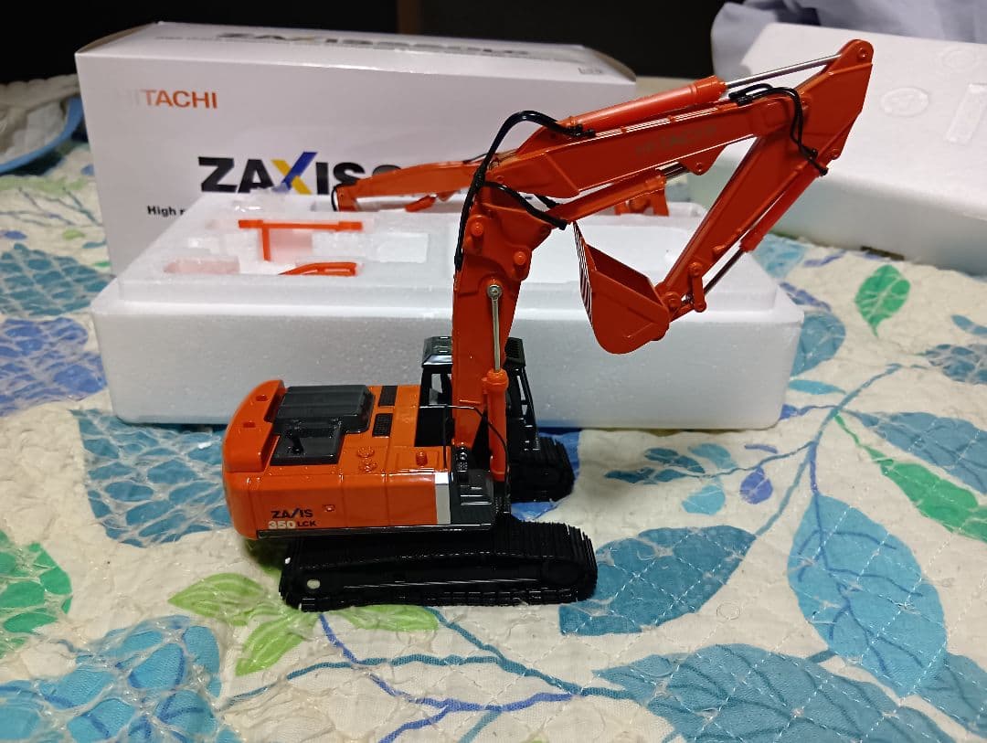 日立建機　ZAXIS 350LCK 解体機　国内正規品　1/50