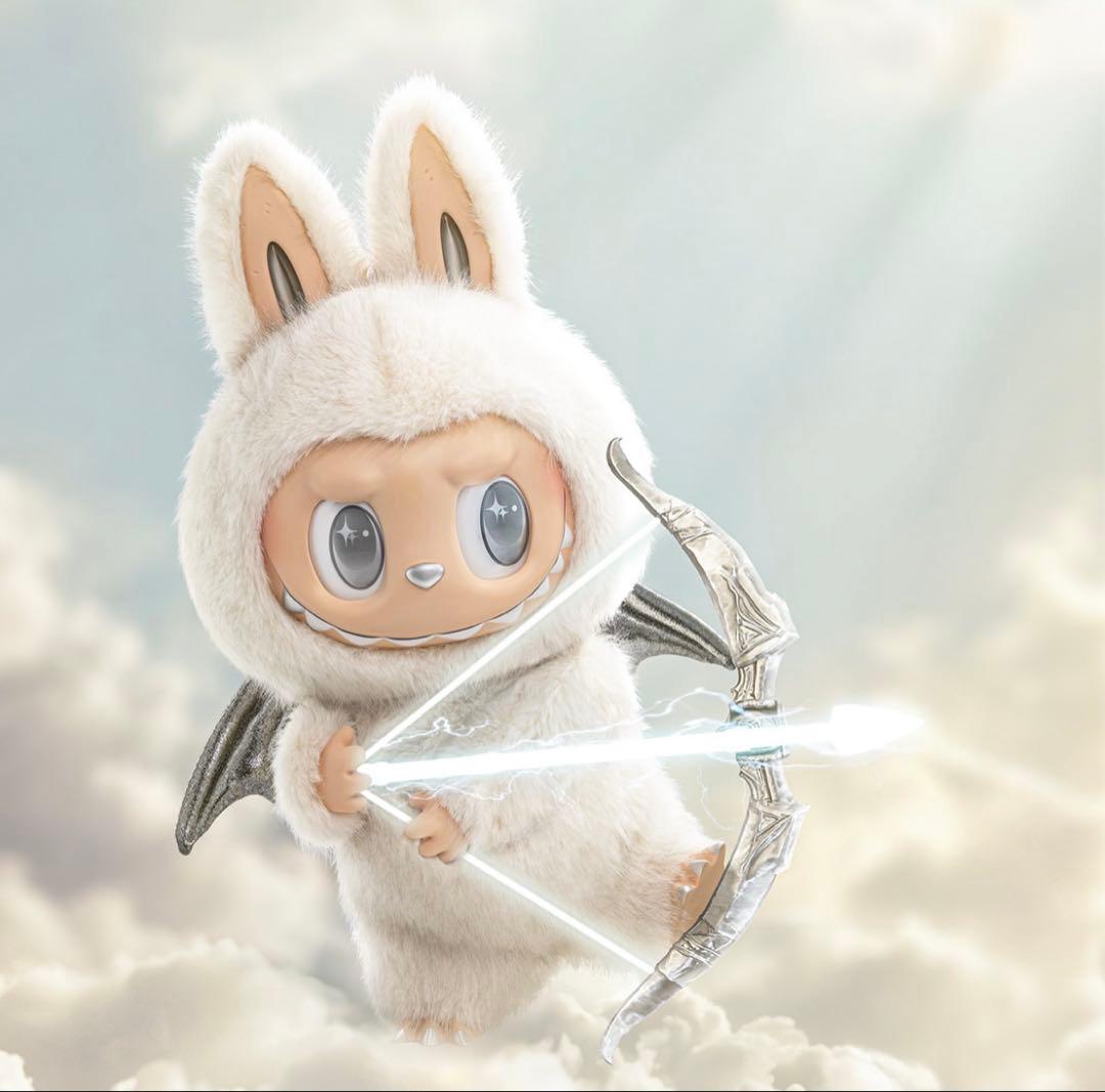 THE MONSTER ANGEL IN CLOUDS 1点
