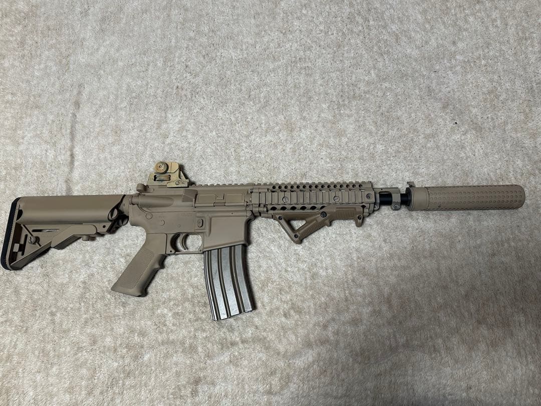 東京マルイ 次世代電動ガン M4A1 CQB-R カスタム MK18