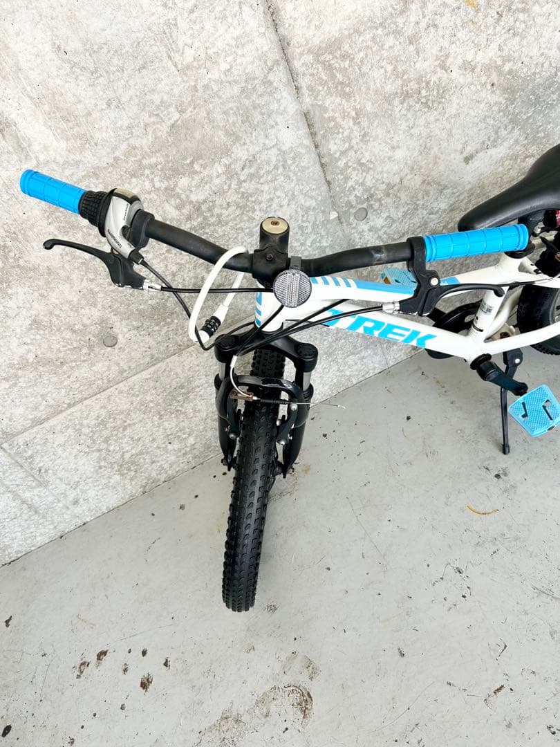20インチ Precaliber 身長114-132cm ホワイト　水色