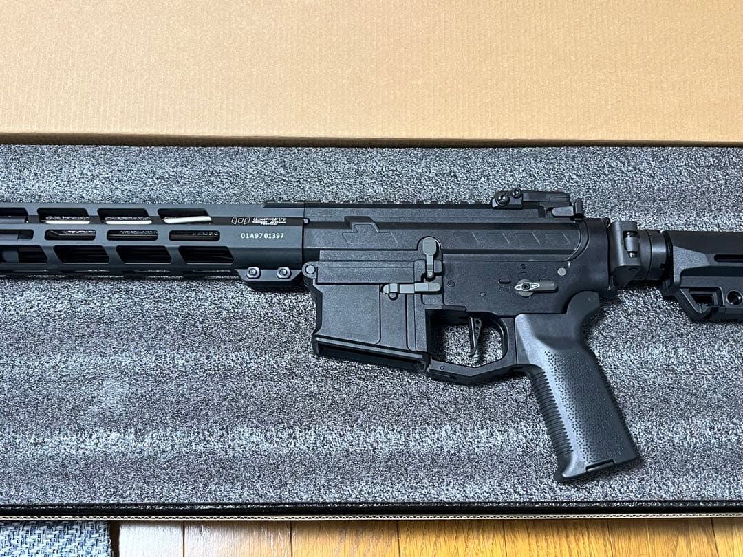 C.A.TヴァーサテイルAR-15、保証書付き