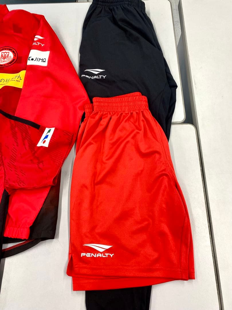 日本大学サッカー部　選手支給品、実着用品　4点セット　非売品　サイズＬ