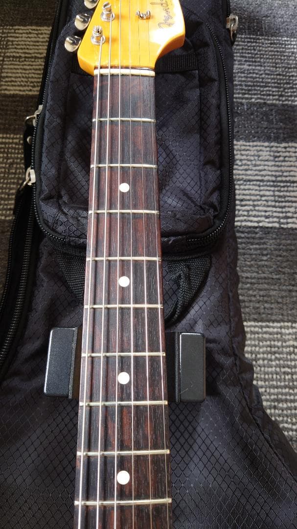 Fender Japan：ST62-78TX Fiesta Red