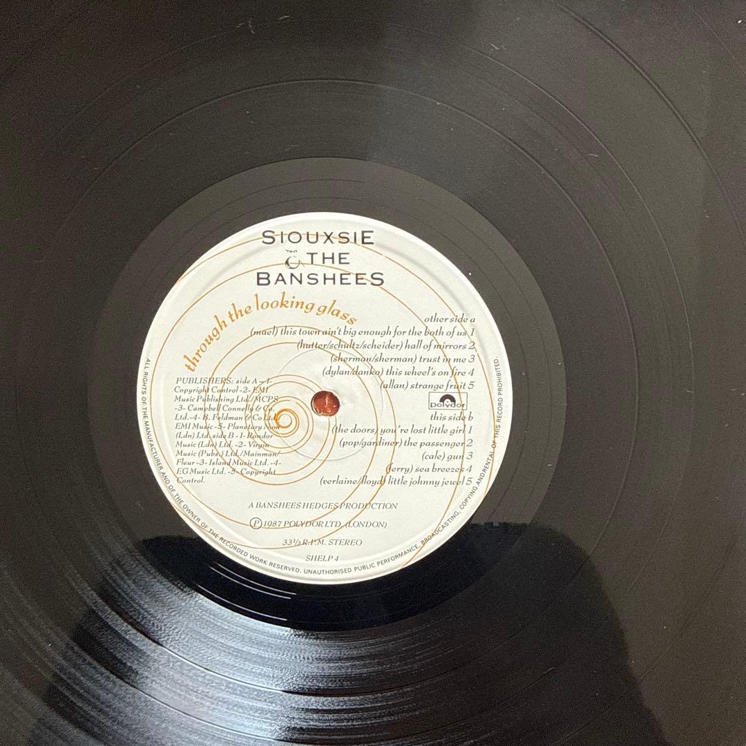 Siouxsie & The Banshees – Through The…