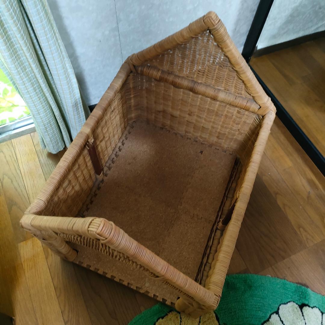 【愛犬の家】　ペット小屋　ラタン 籐　室内用　小型・中型犬　幅62cm