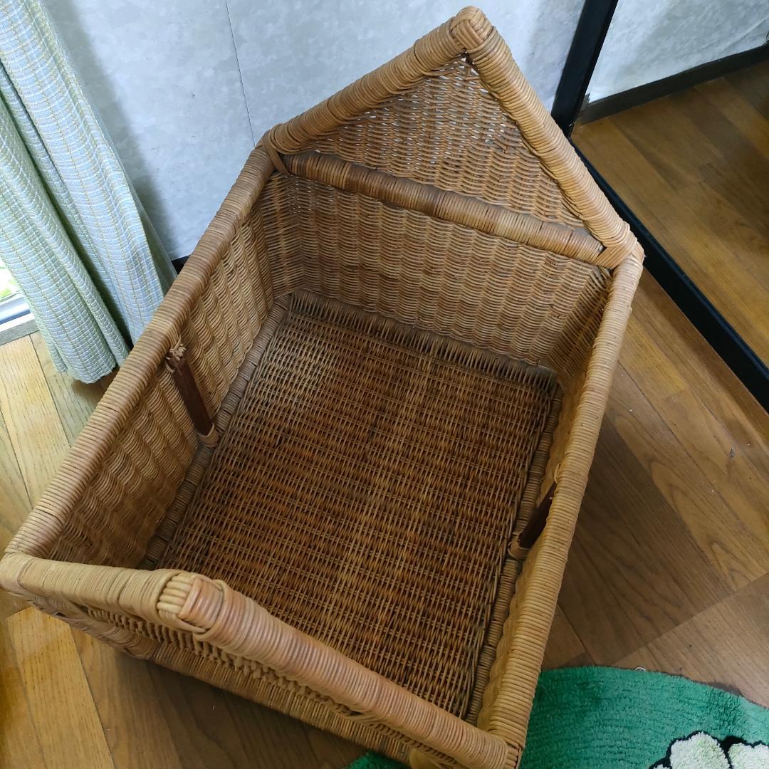 【愛犬の家】　ペット小屋　ラタン 籐　室内用　小型・中型犬　幅62cm