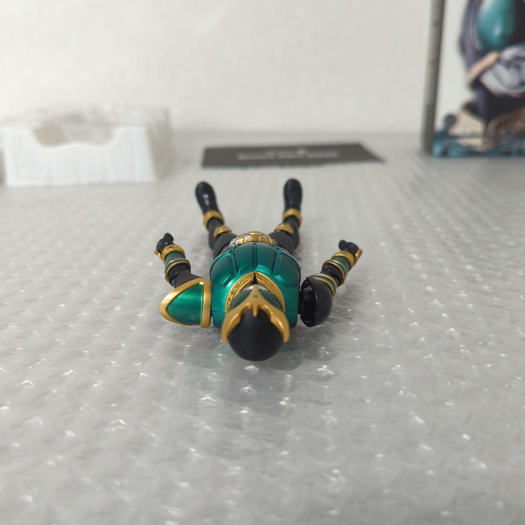 【美品】S.H.フィギュアーツ真骨彫製法 仮面ライダークウガ ライジングペガサス