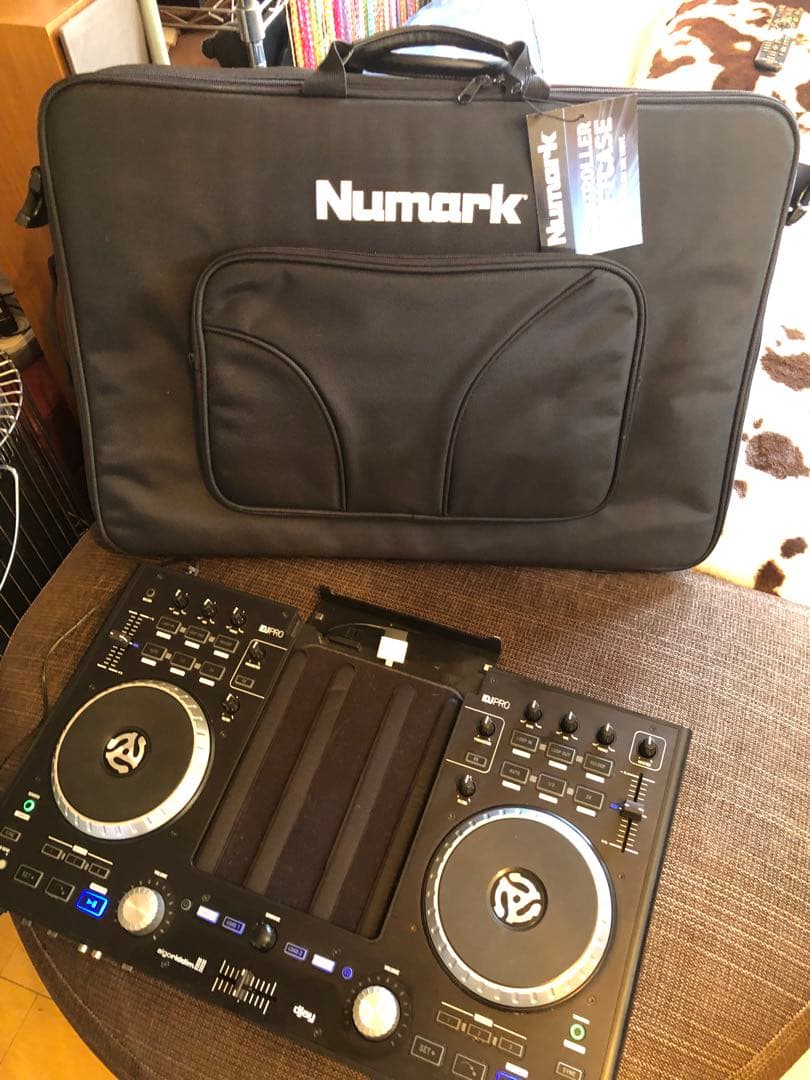 Numark iDJPro iPadAir ケース マイク セット出品　お得