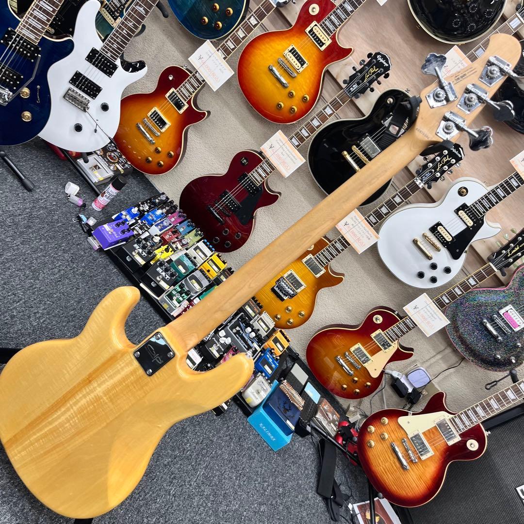 【10701】 Olp by MUSICMAN スティングレイ バリ杢ナチュラル