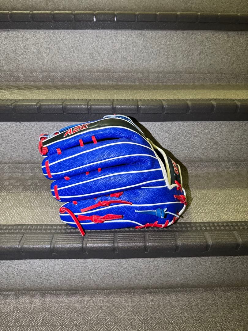 Wilson A2K MB50ムーキーベッツ