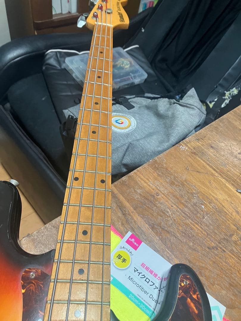 fenderいやfounder Japan vintage ベース　プレベ