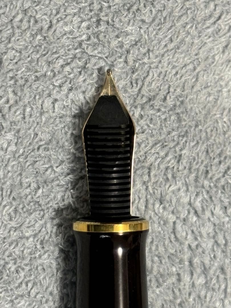 【特別生産品】Pelikan ペリカン スーベレーン M400 茶縞 F