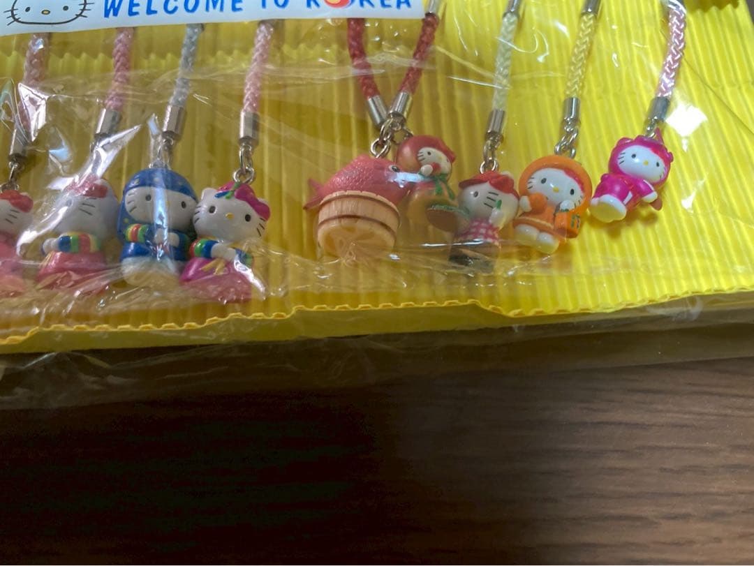 希少 激レア 新品 ご当地 ハローキティ 韓国 12点セット ストラップ