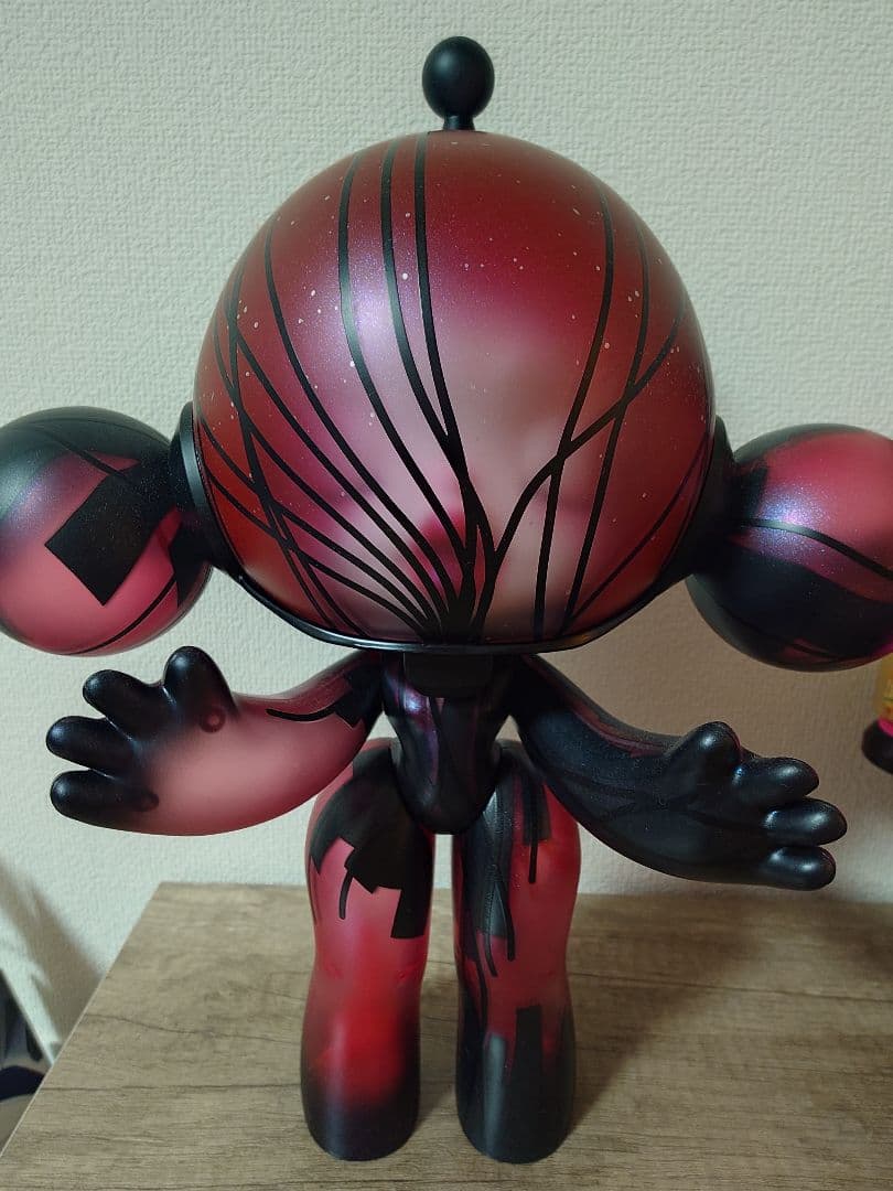 MEGA α SKULLPANDA 400% Red Crystal