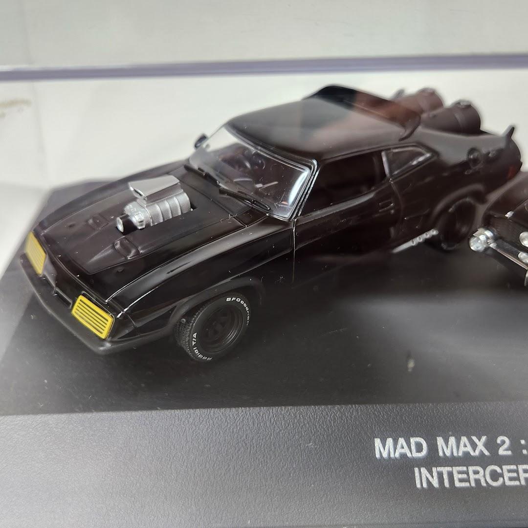 AUTOart 1/43 マッドマックス2 インターセプター敵車