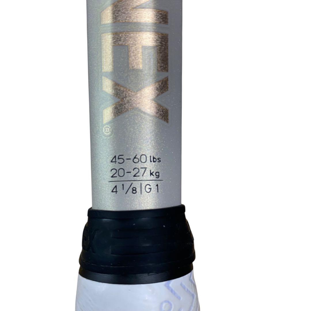 ≪美品≫YONEX Vコア 100 G1 サンドベージュ 07VC100 硬式