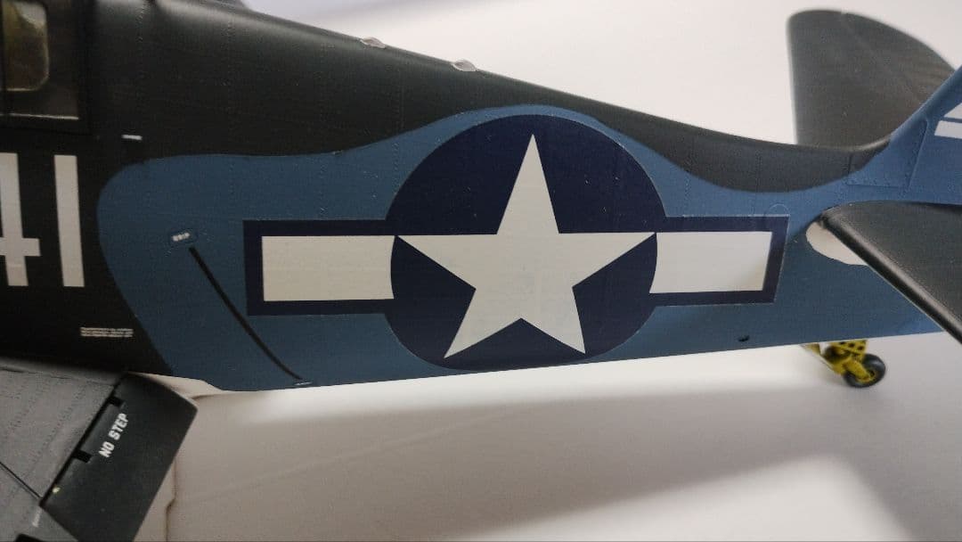 プラモデル完成機　1/32　F-6F-3/5HELLCAT