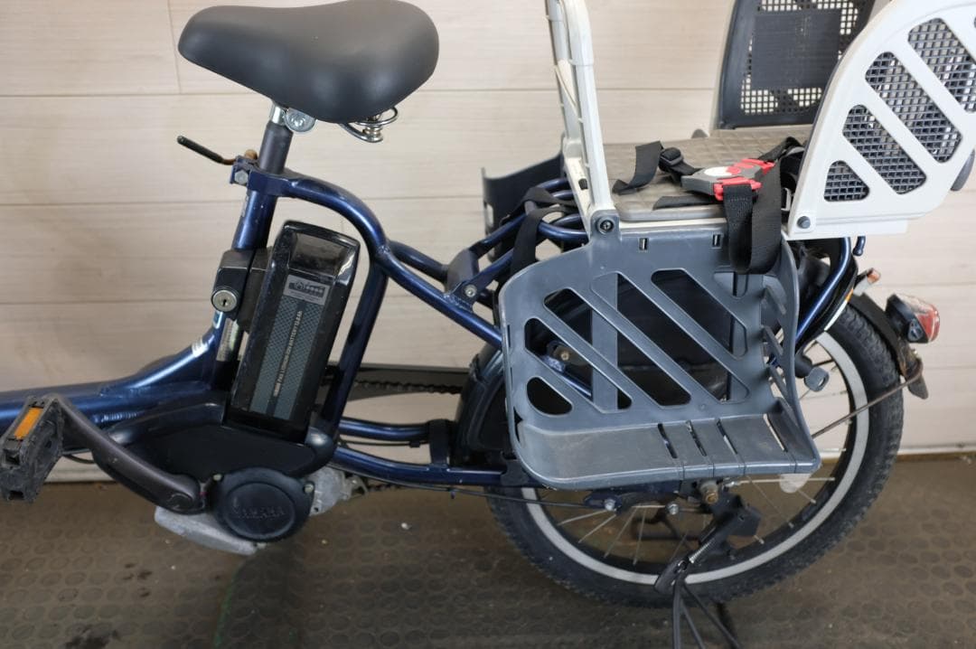 p*a様 店舗販売★ヤマハPAS　KISS　20インチ　3段　12.8Ah充電器