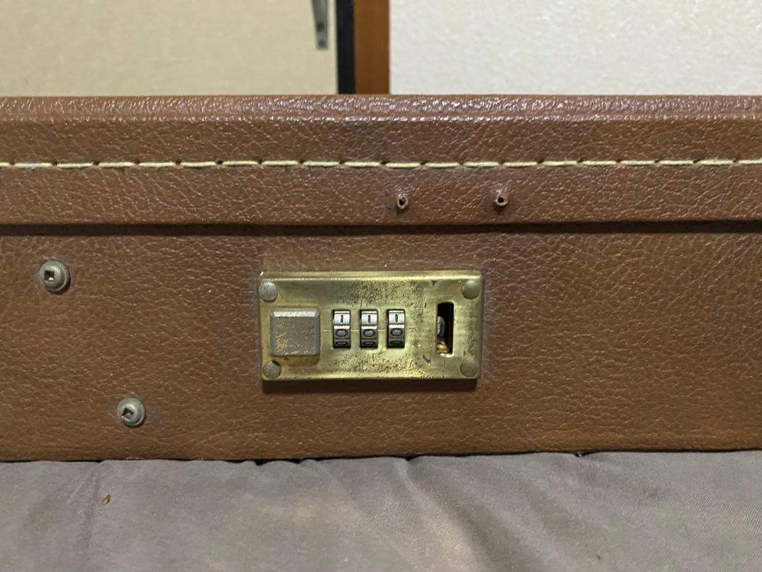 Gibson Les Paul Studio 純正ハードケース付き