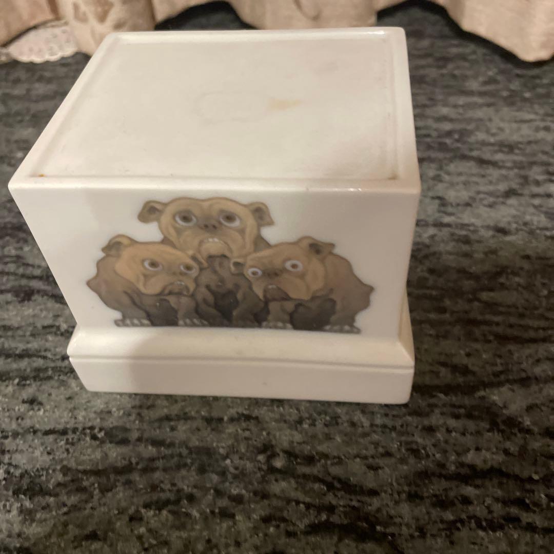   置物