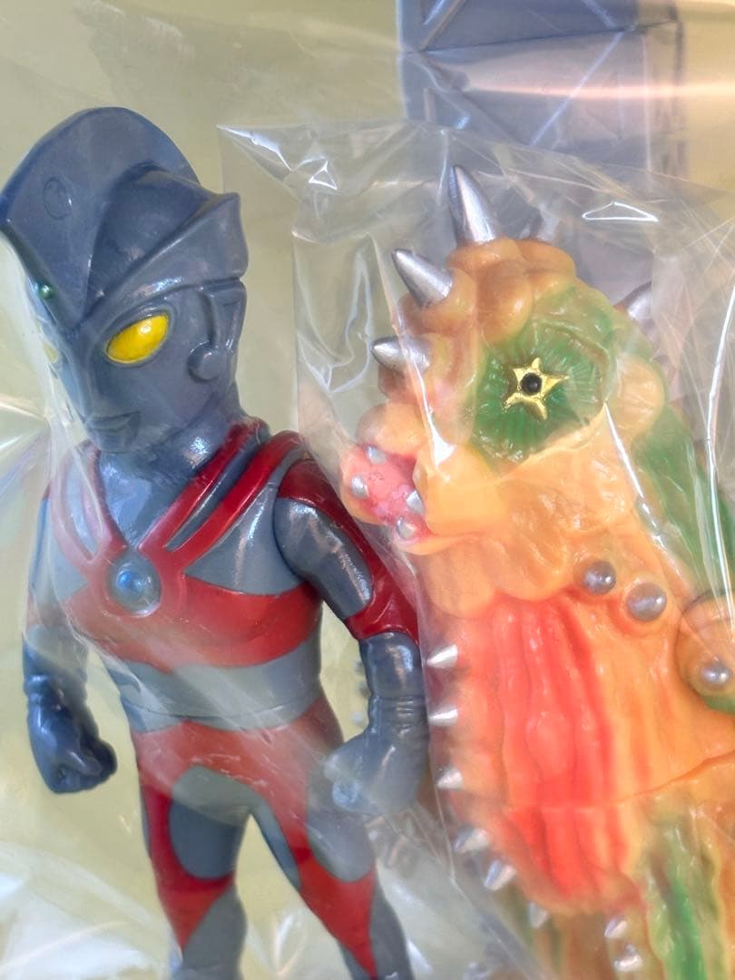 マックストイ ミニソフビ怪獣シリーズ ウルトラマンエース/サボテンダー　マルサン
