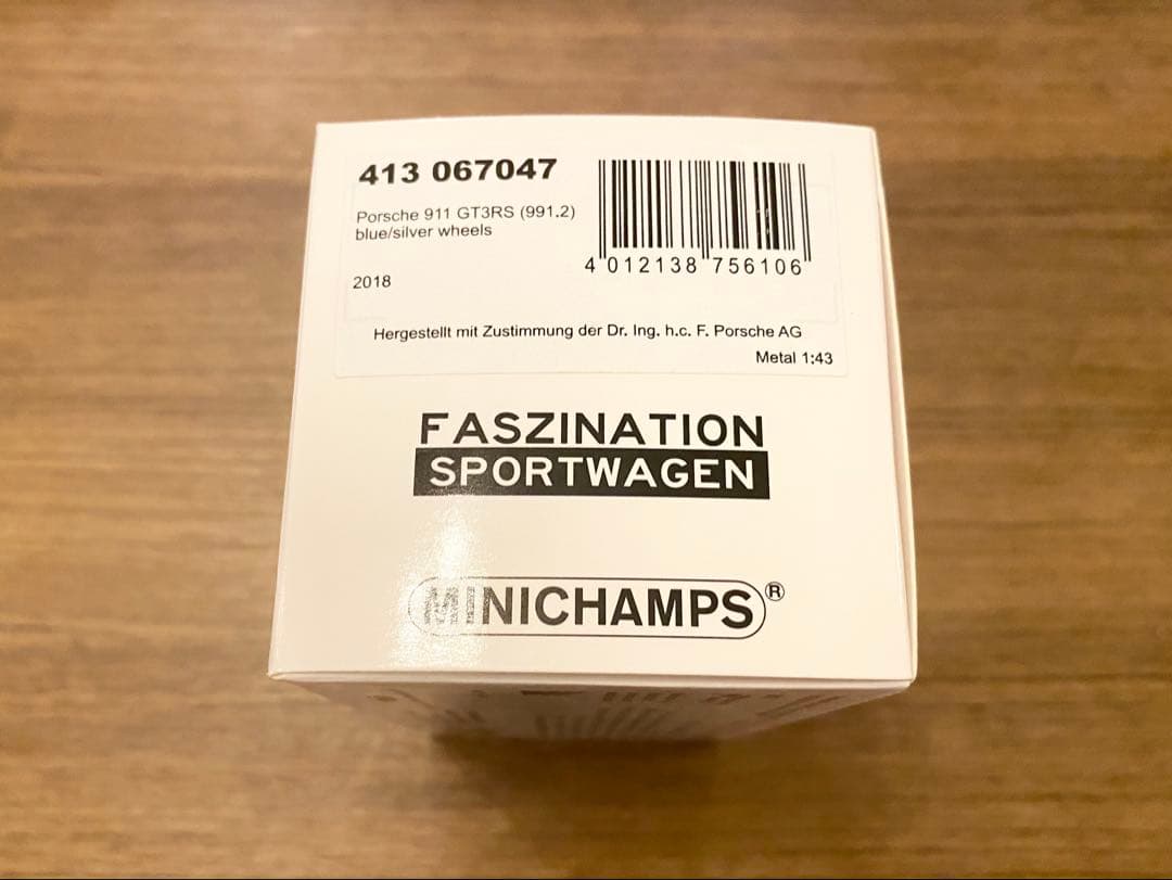 新品 1/43 ミニチャンプス ポルシェ 991.2 911GT3RS ブルー