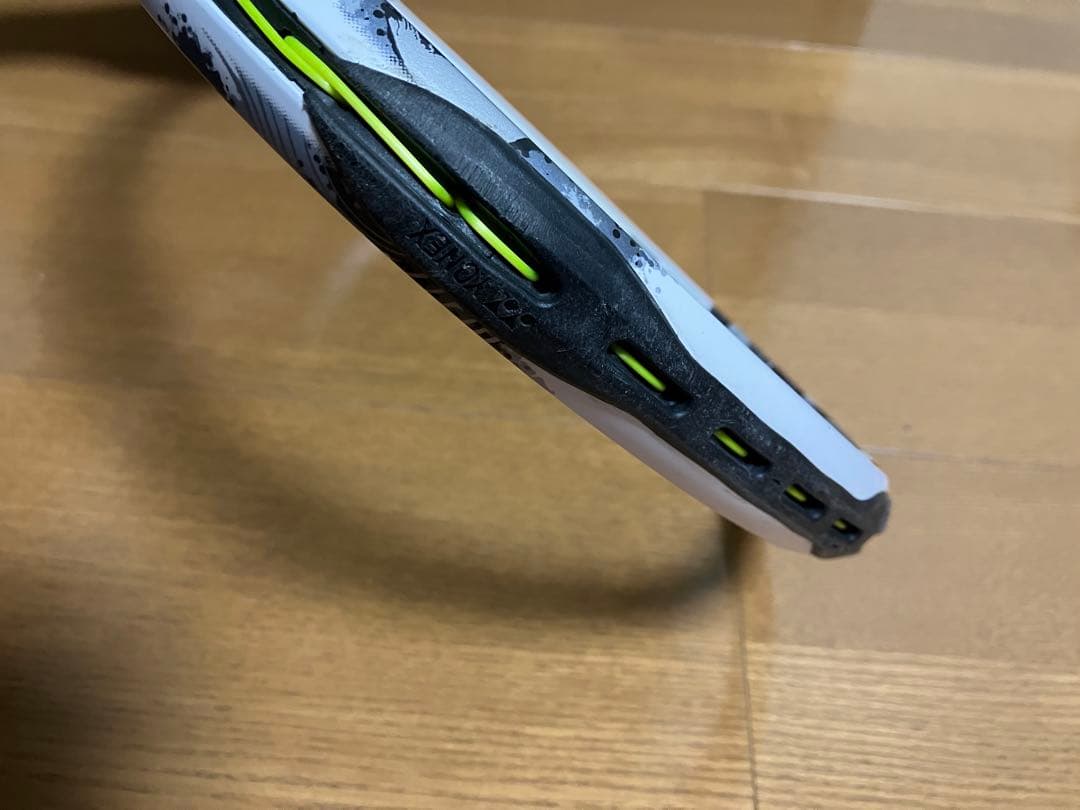 ヨネックス　ジオブレイク80v UL1 ホワイト