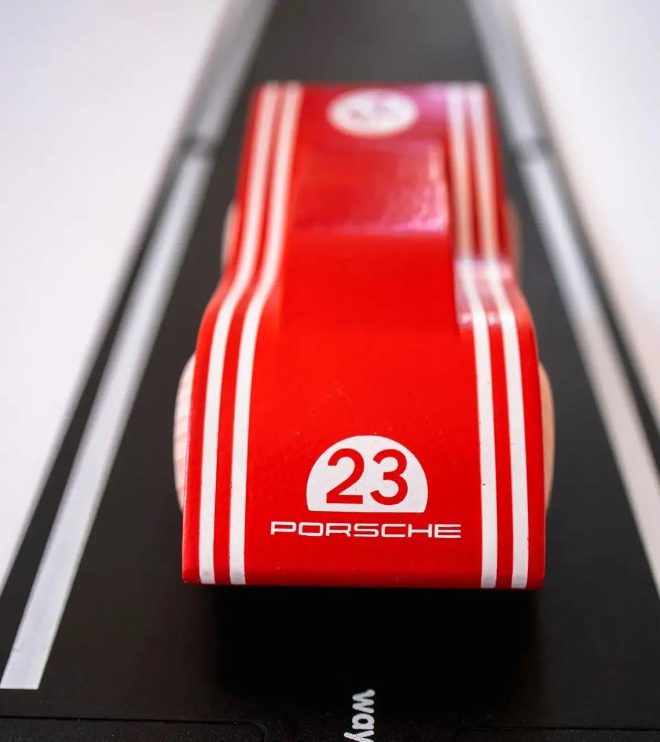 新品　PORSCHE LEIPZIG TRACKポルシェ　ライプツィヒ　おもちゃ