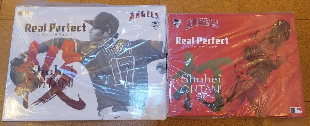 MLB公式ライセンス 大谷翔平 プレミアムフィギュア（投)（打）セット 未開封