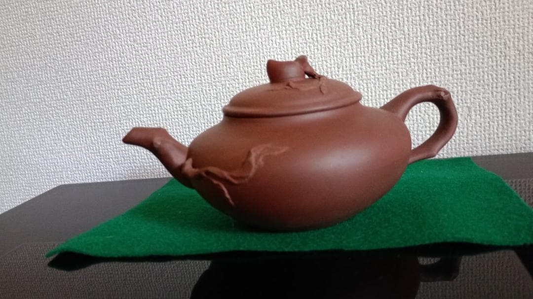 伝統工芸 宜興紫砂茶壺 桃枝細工 底銘あり 未使用保管品