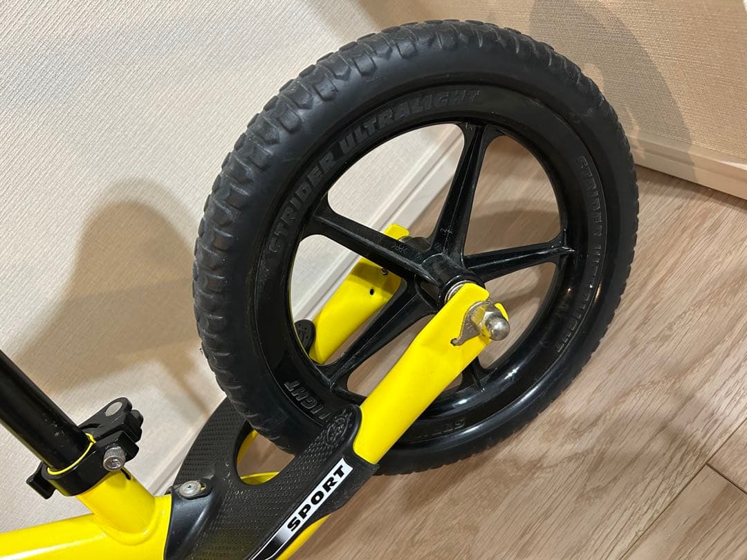 ストライダー キッズサイクル 12インチ イエロー
