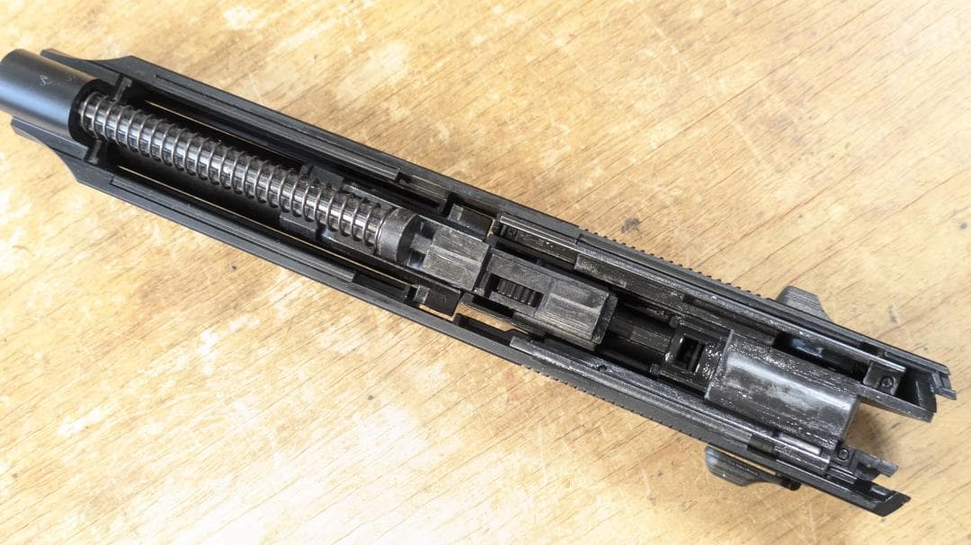 東京マルイ　M92F ガスブローバック 極美品 　マガジン３本