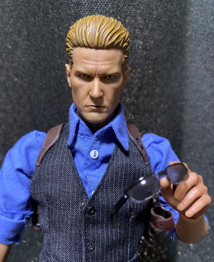 1/6 ウェスカー RE4 風 カスタムフィギュア バイオハザード