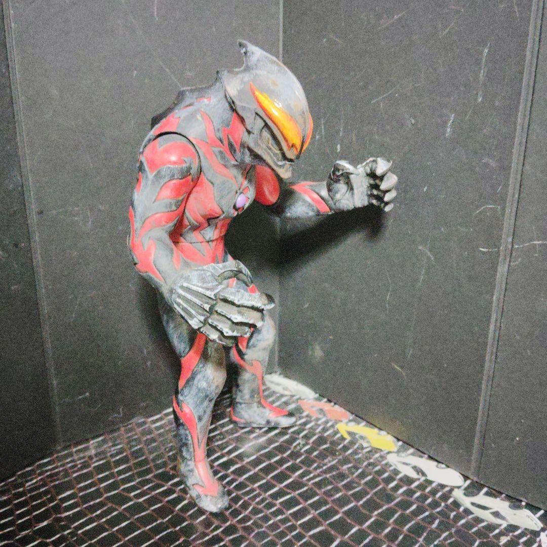 ウルトラ怪獣旧型絶版ソフビベリアル2009年版(リアルモデルＮo2411)