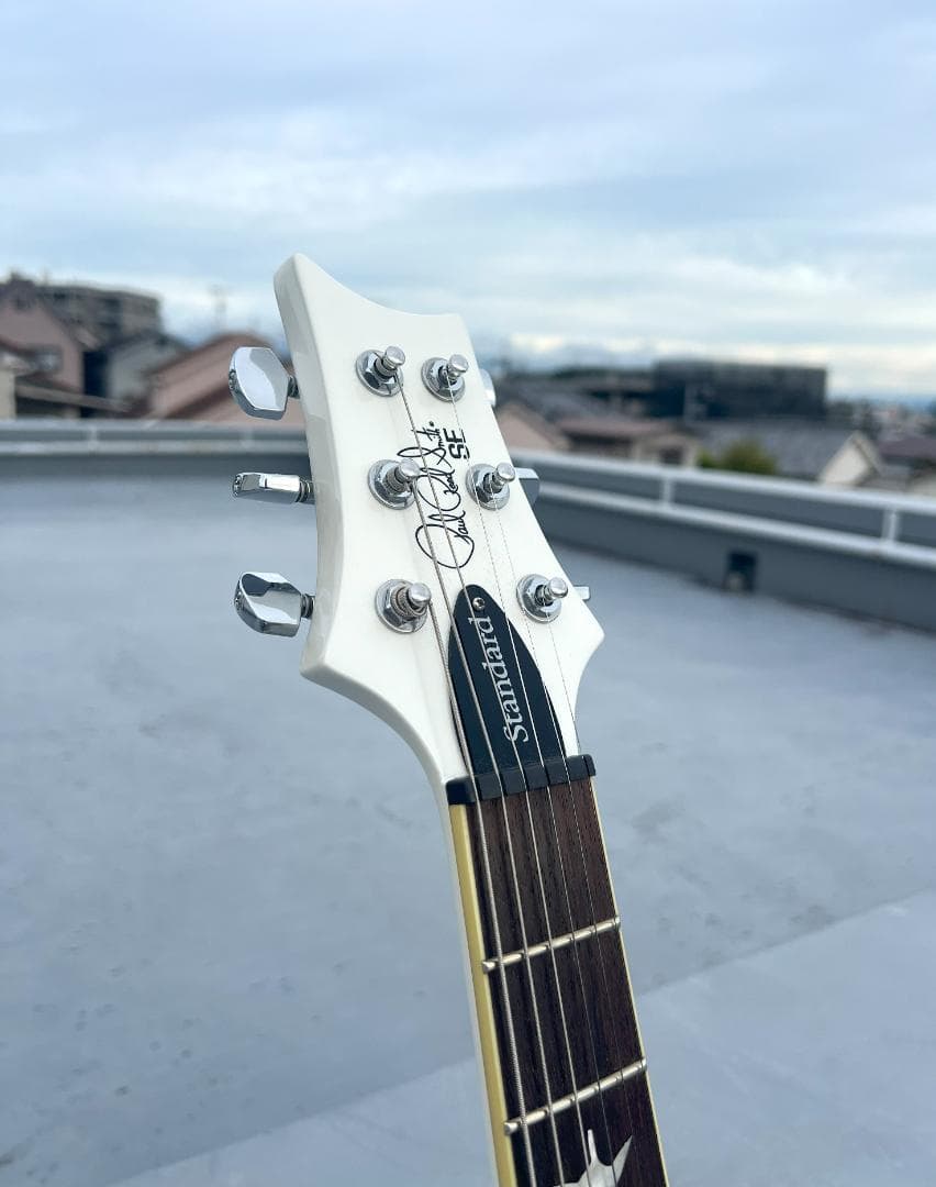 PRS SE Standard 24 Pearl White (希少品)